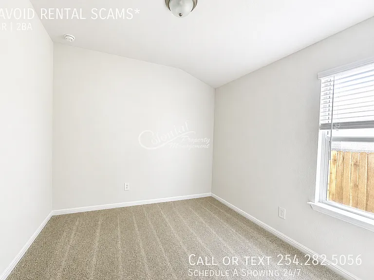 105 Fossil Dr — Photo 11