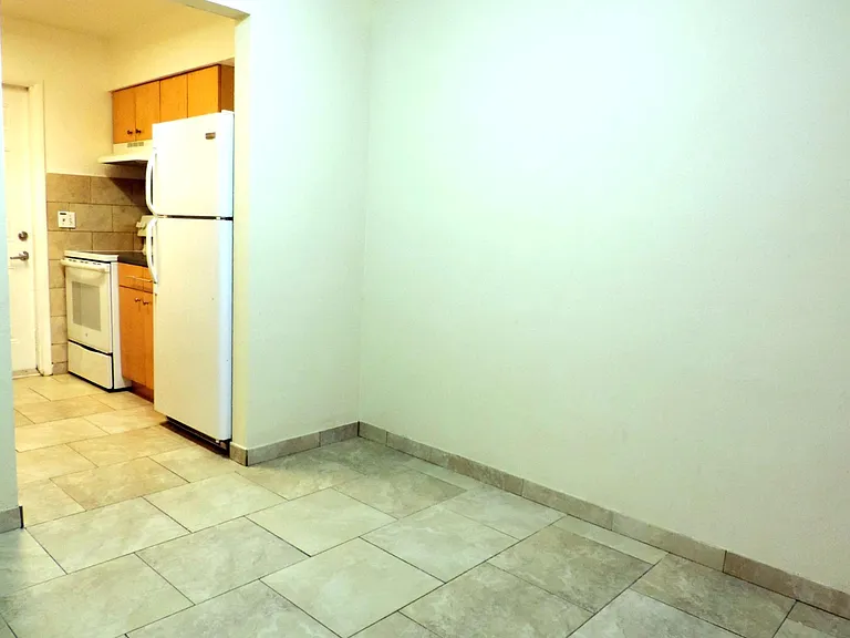 1621 SW 6th Ave #2 — Photo 13