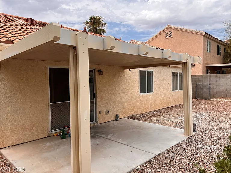 9316 Mountain Range Ave — Photo 14