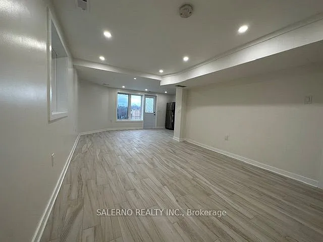 Studio, $1,750 — Photo 2