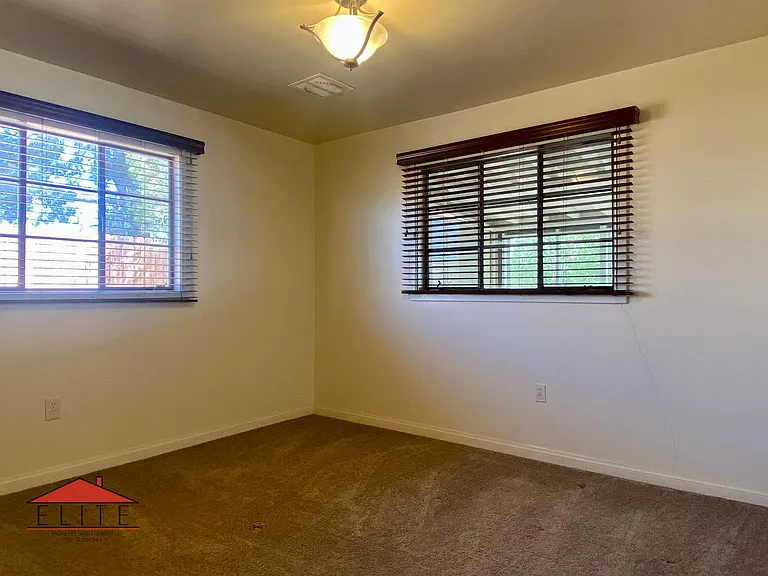 708 S Allen St — Photo 17