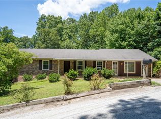 105 Burch Dr, Greer, SC 29651