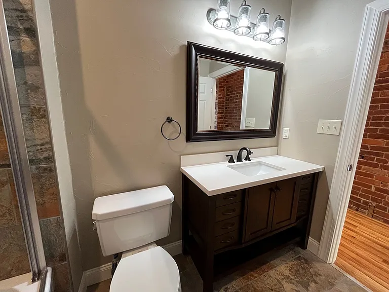 4028 Liberty Ave — Photo 52
