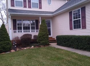 519 Westview Ct, West Grove, PA 19390