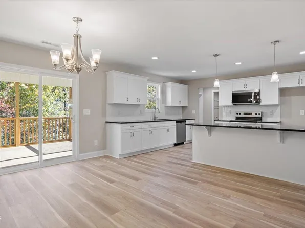 486 Placid Pond Dr, Broadway, NC 27505