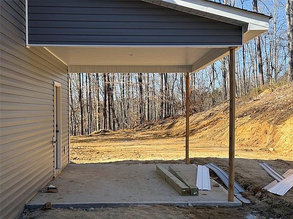 4th image of 342 Dandy Rd