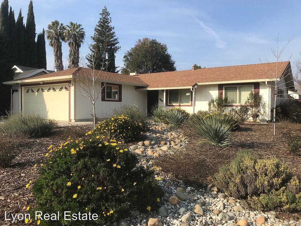 1st image of 240 Muir Pl