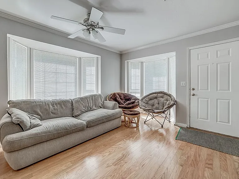 947 N University Ave #1 — Photo 9