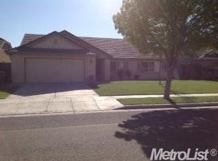 752 Ashbury Ct, Los Banos, CA 93635