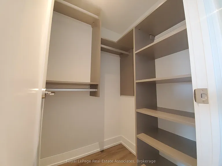 5 Mabelle Ave #1427 — Photo 5