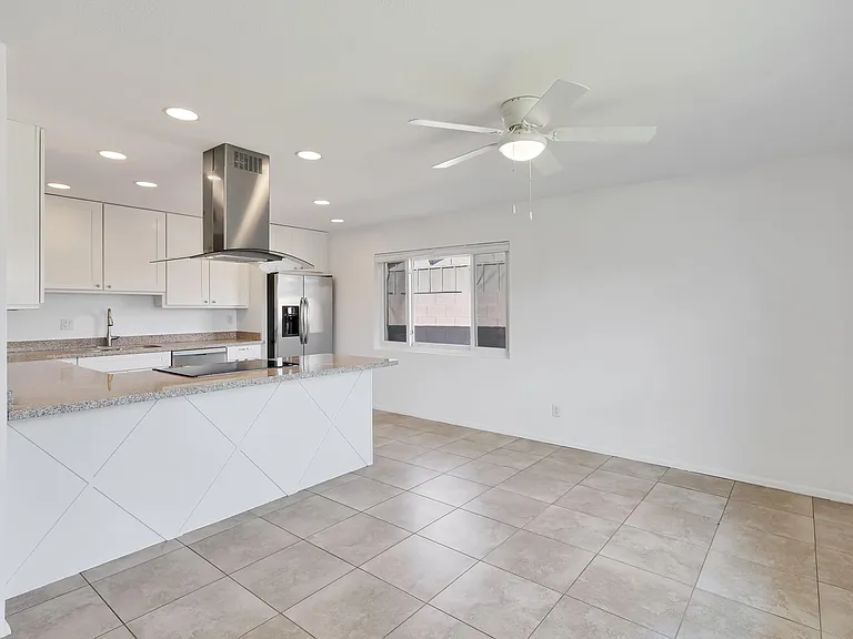 8513 E Rancho Vista Dr — Photo 9