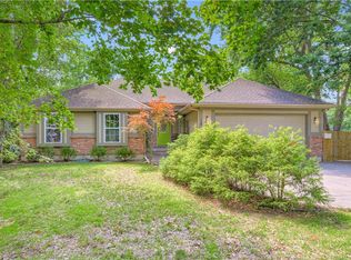 1515 SW 19th St, Blue Springs, MO 64015