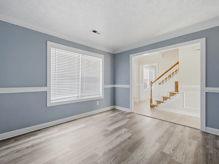 2 Compton Ct — Photo 8