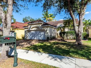 1475 Seabay Rd, Weston, FL 33326