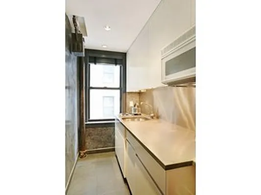 Sold by Corcoran | media 21