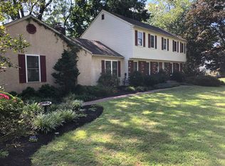 902 Elk Ln, West Chester, PA 19382