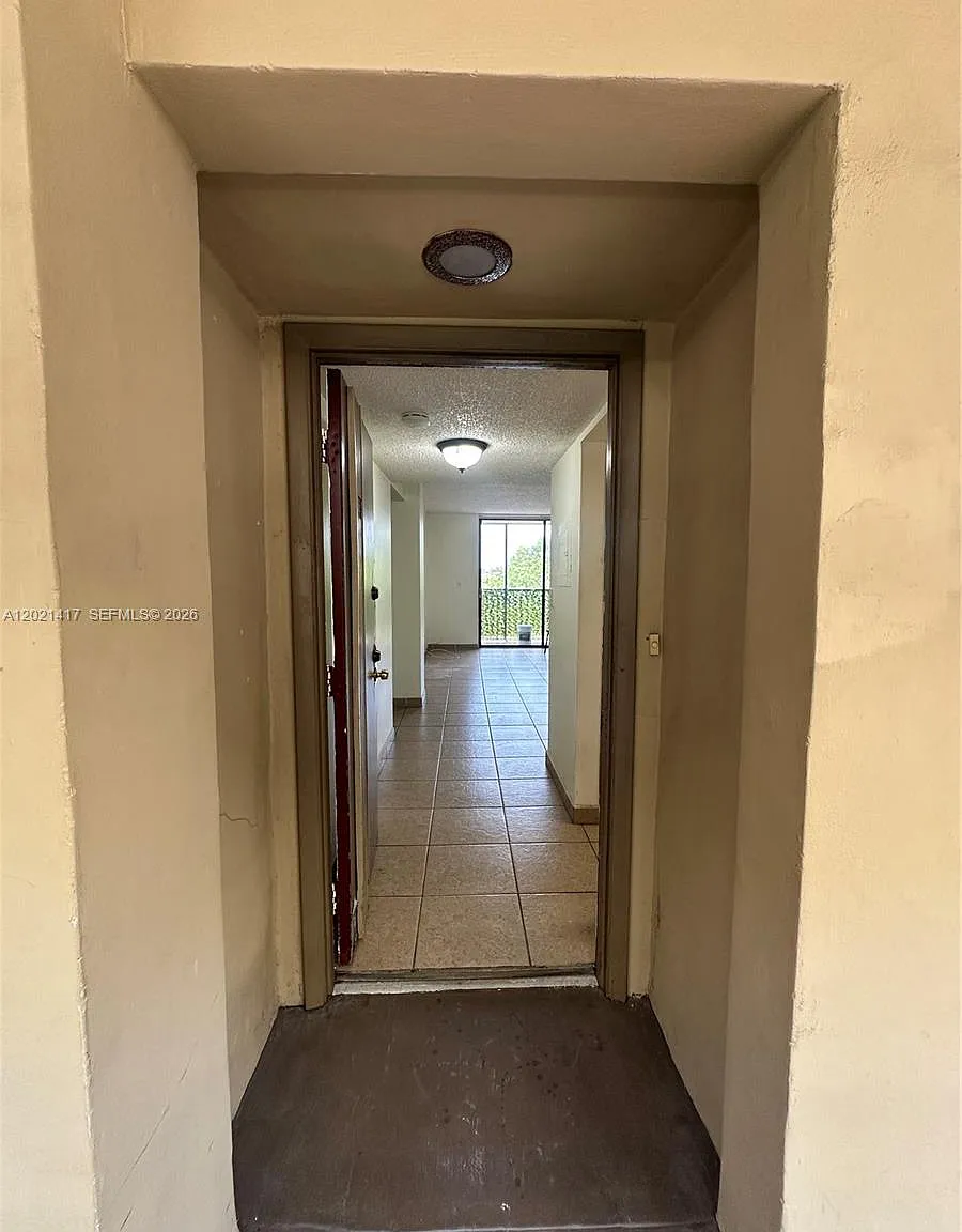 Fox Chase Condo #3 — Photo 2