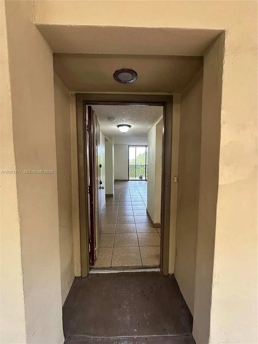 Building Photo - 8635 NW 8th St #320