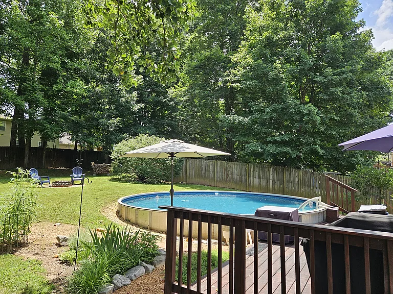 1585 Cedar Springs Cir — Photo 20
