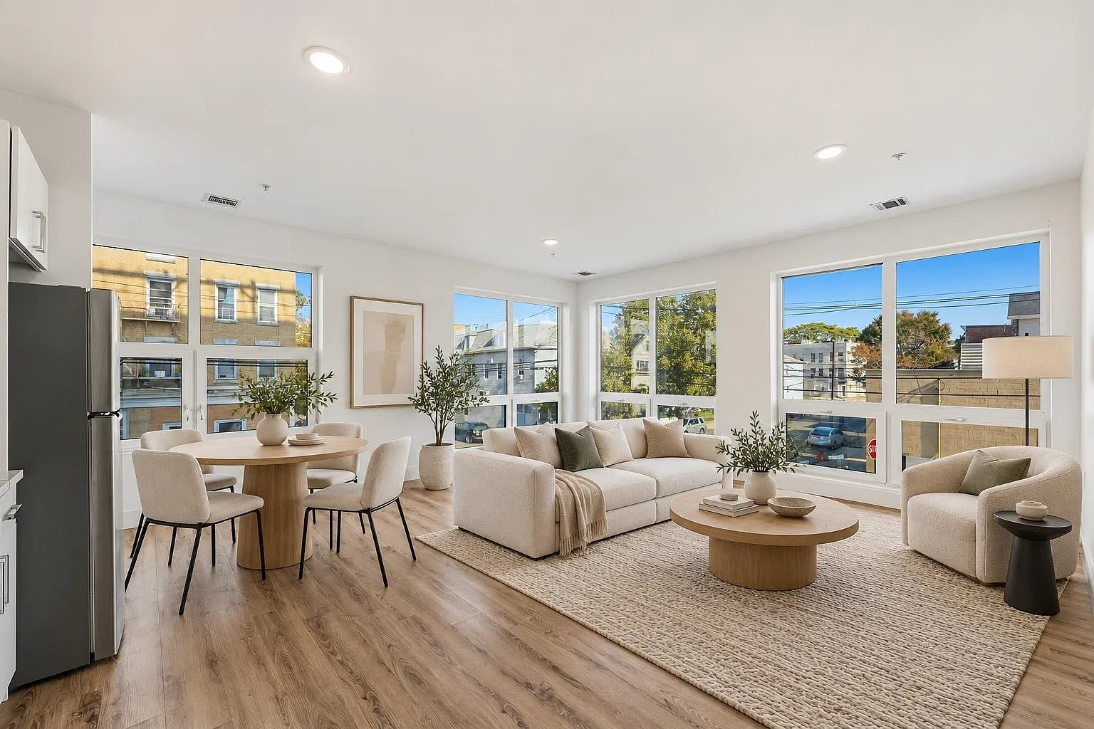 2 bed, 2.0 bath, $2,600 — Photo 1