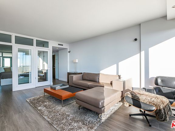 4th image of 8787 Shoreham Dr APT 808