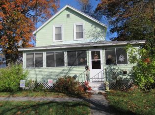 135 Grove Ave, Wilmington, MA 01887