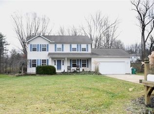 300 Mountainside Dr, Painesville, OH 44077