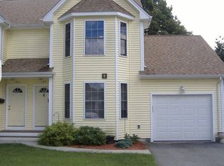 104 Hill Dr, North Providence, RI 02911