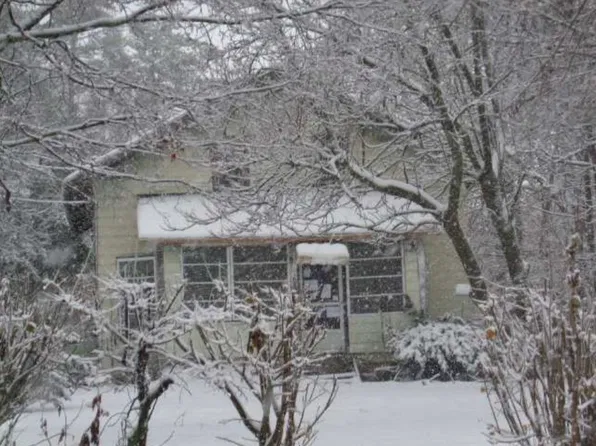 1140 N Main St, Newark, NY 14513