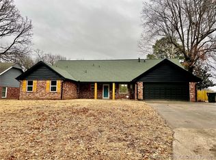 2908 Robin Ln, Muskogee, OK 74403