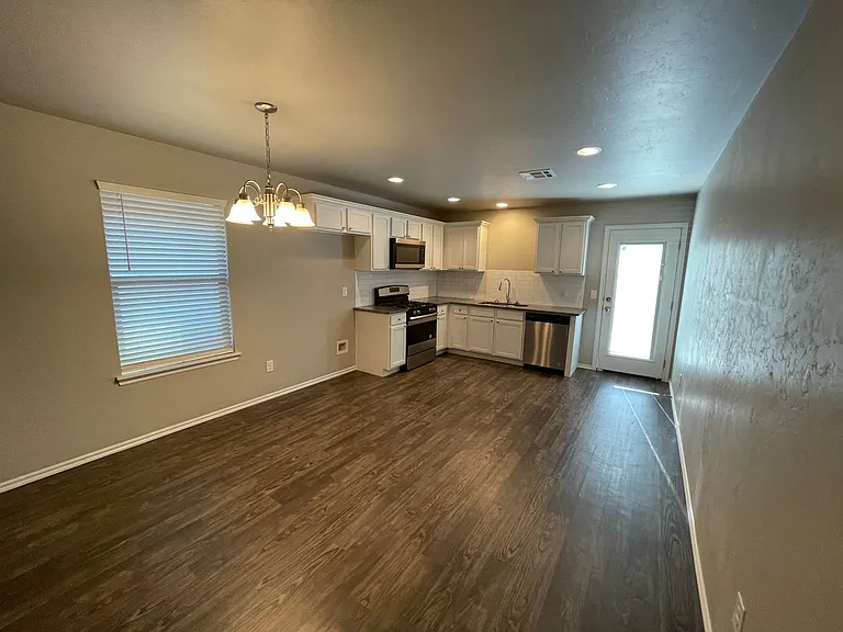 132 Saint Charles Way — Photo 8