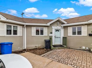 8 SARASOTA Court, St. John's, NL A1E5Z7