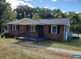 674 P And B Dr, Keswick, VA