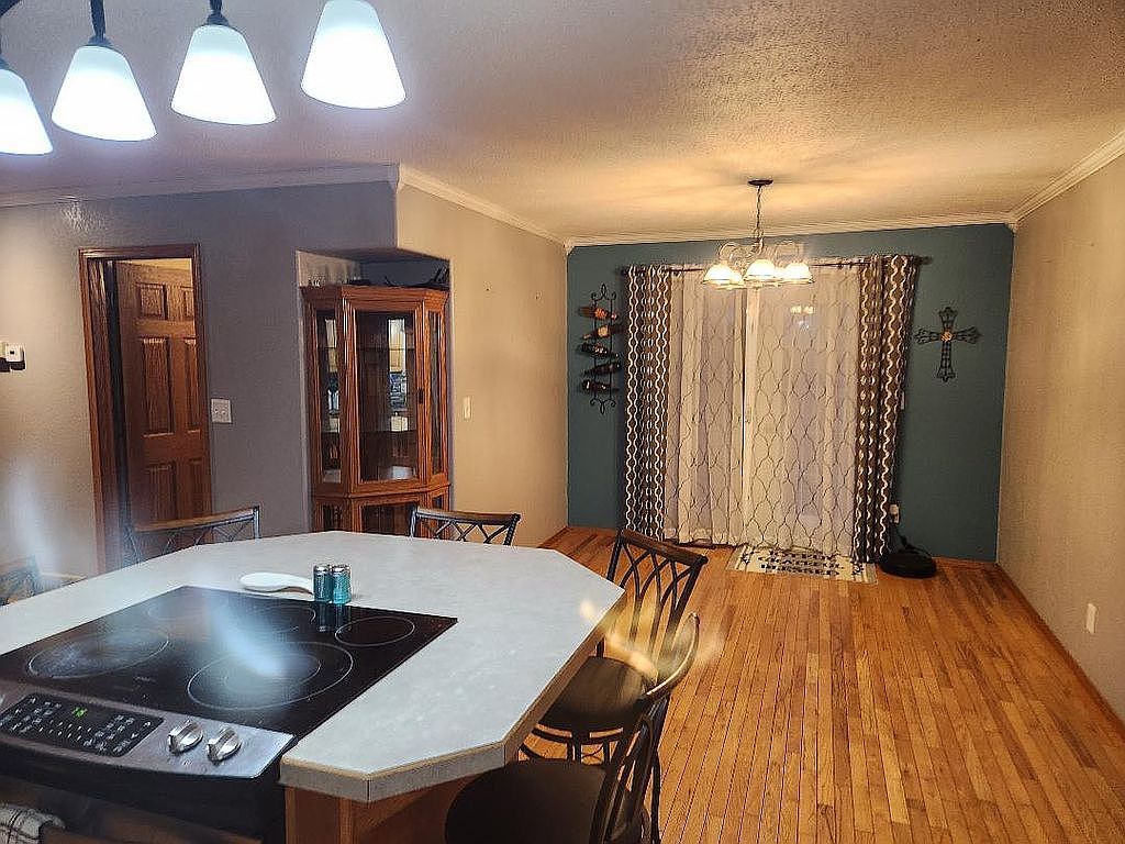 273 Montraille St, Pembina, ND 58271 Zillow