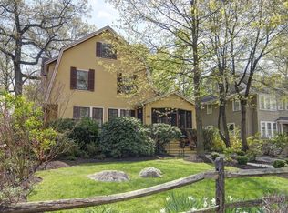 52 Lincoln St, Glen Ridge, NJ 07028