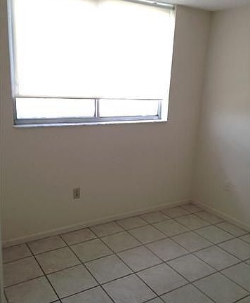 5th image of 1700 NW North River Dr APT 609