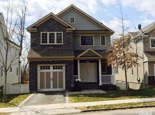 38B Valley Rd, Port Washington, NY 11050