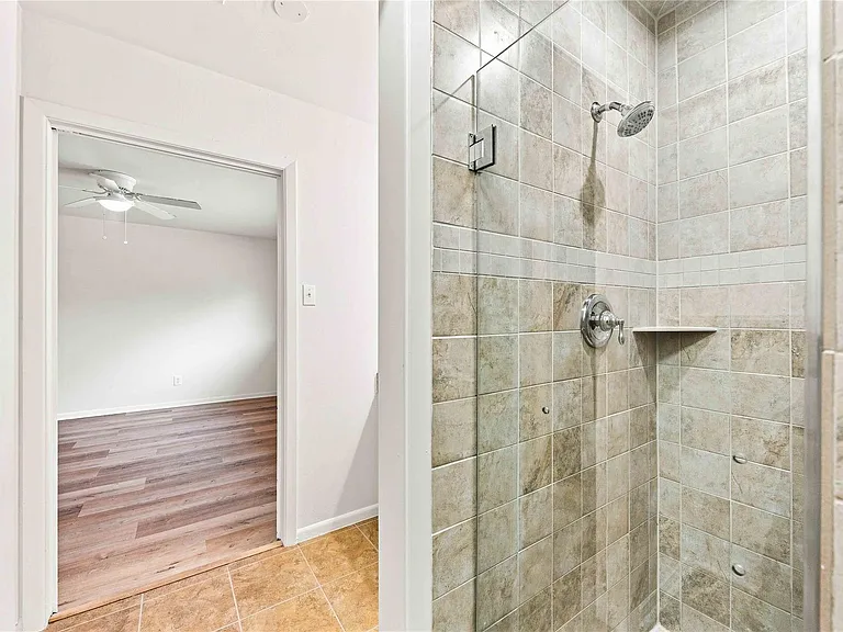 6215 Queensloch Dr — Photo 27