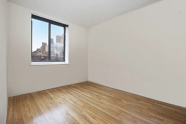 Rented by REAL New York | media 16