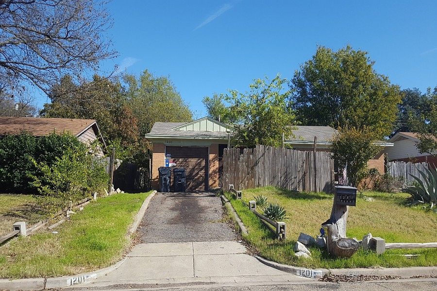 1st image of 1201 La Porte Dr