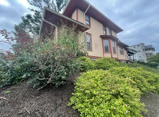 221 E 9th St, Bloomington, IN 47408