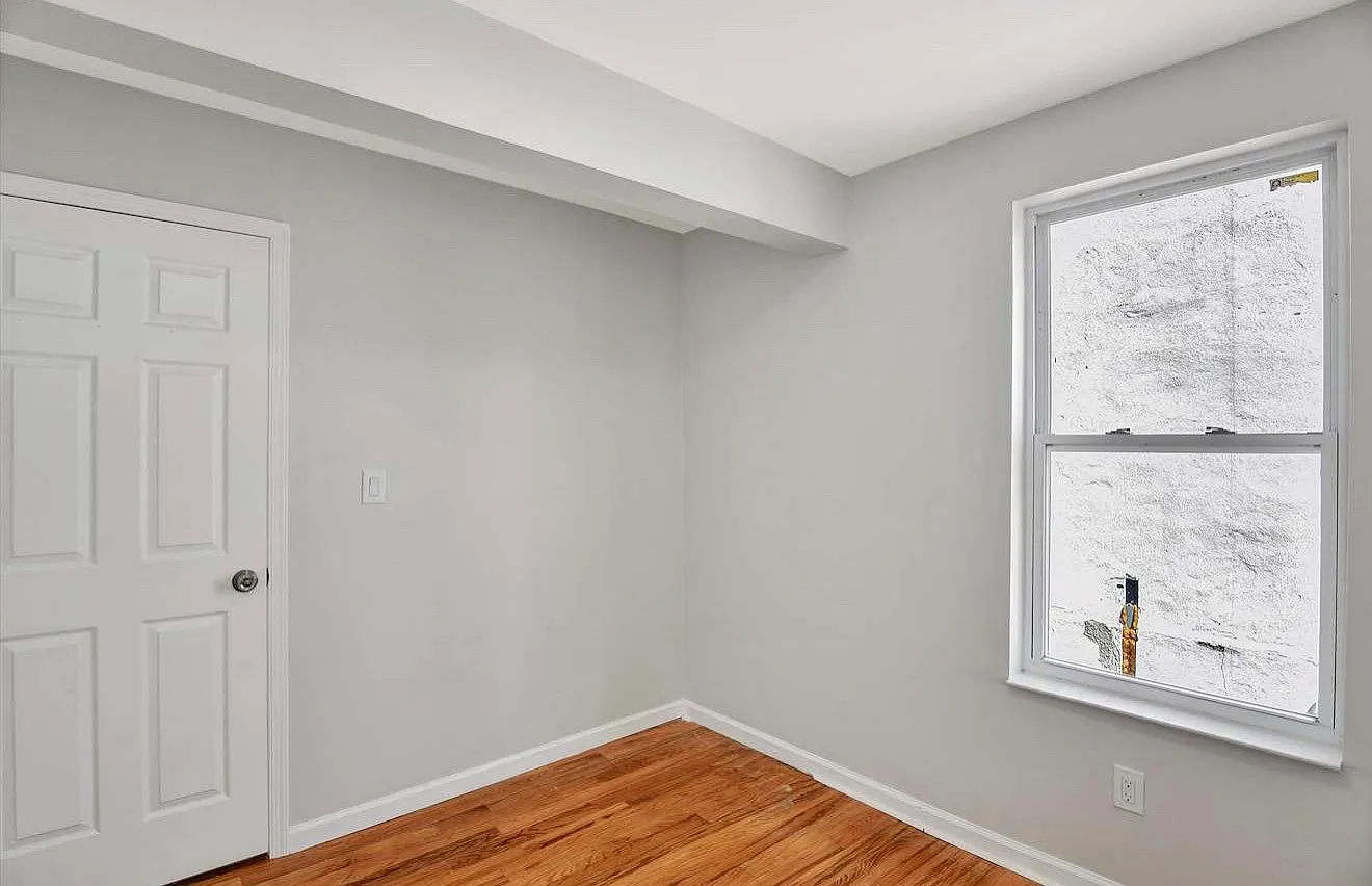 5 bed, $3,600 — Photo 3