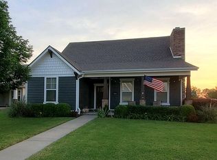 1314 Chancery Ln, Cave Springs, AR 72718