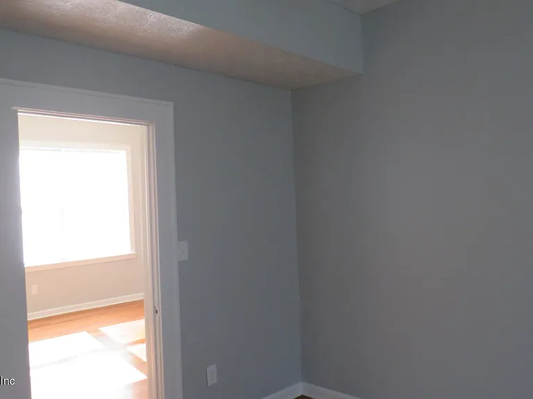 1935 San Marco Blvd #10 — Photo 23