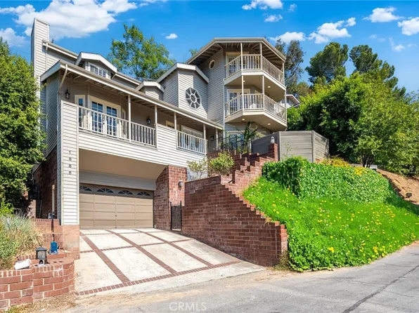 1888 Kaweah Dr, Pasadena, CA 91105