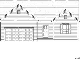 35 Winterberry Ln, Fort Edward, NY 12828