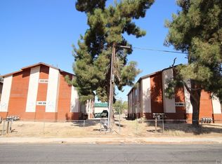 3502 3504 Pioneer Dr, Bakersfield, CA 93306
