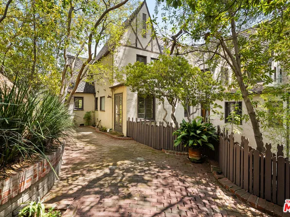 6311 Heather Dr, Los Angeles, CA 90068