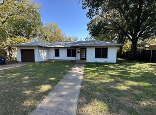 1014 Hillcrest St, Denton, TX 76201