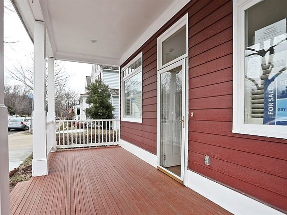 2nd image of 20370 Plainfield St